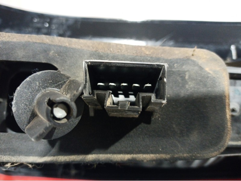 Recambio de piloto trasero izquierdo para ford fiesta (cbk) ambiente referencia OEM IAM 2S6113N004AD 2S6113N004AD 2S6113N004