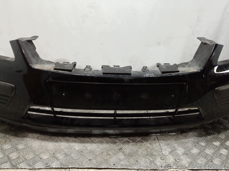 Recambio de paragolpes delantero para ford focus berlina (cap) titanium referencia OEM IAM   