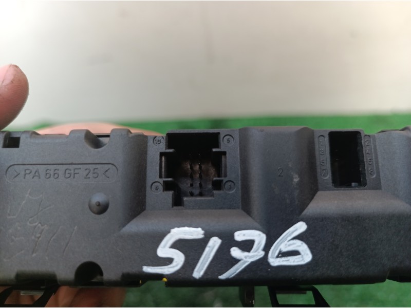 Recambio de mando multifuncion para mercedes-benz clase a (w168) 160 (168.033) referencia OEM IAM 1688203610 1688203610 33010901