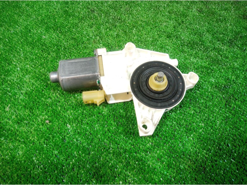 Recambio de motor elevalunas trasero derecho para dodge journey sxt referencia OEM IAM 964368100 964368100 964368100