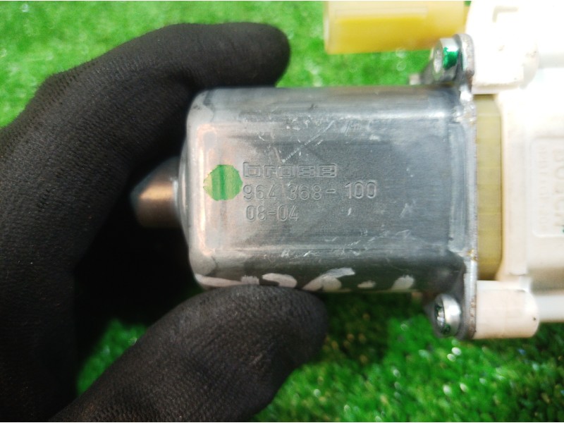 Recambio de motor elevalunas trasero derecho para dodge journey sxt referencia OEM IAM 964368100 964368100 964368100