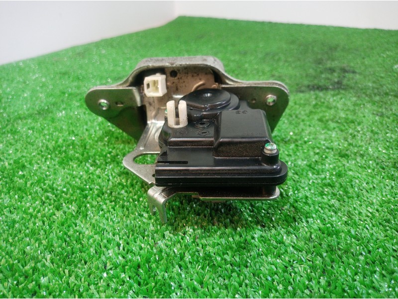 Recambio de cerradura maletero / porton para dodge journey sxt referencia OEM IAM   