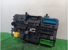 Recambio de caja reles / fusibles para opel astra h berlina cosmo referencia OEM IAM 13181278 13181278 5DK00866931 2