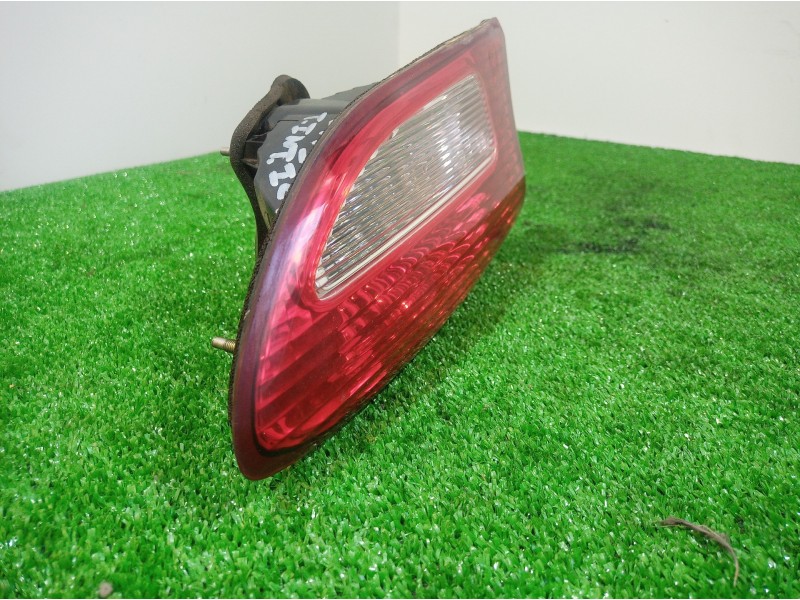 Recambio de piloto trasero izquierdo interior para subaru tribeca b9 limited referencia OEM IAM   