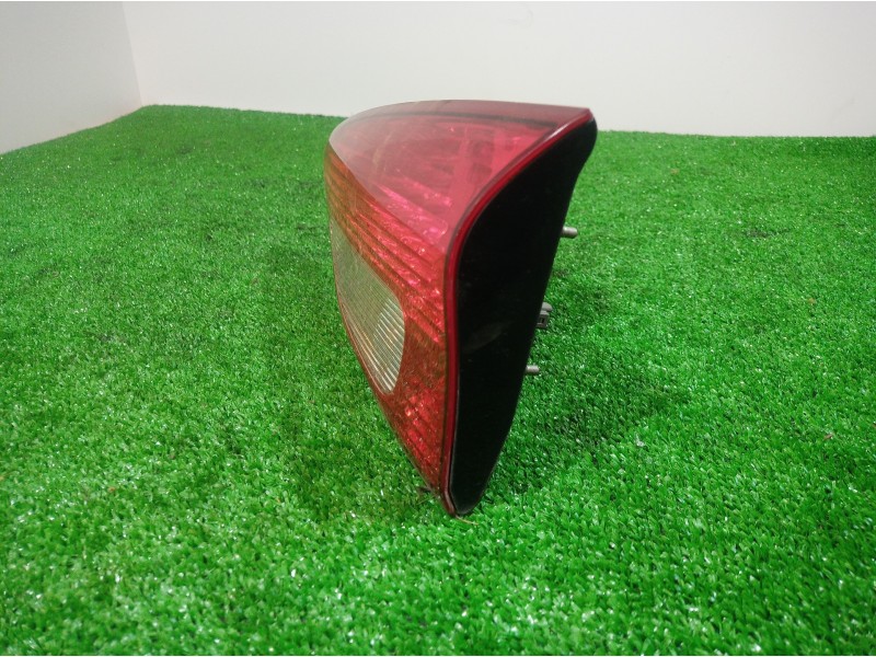 Recambio de piloto trasero derecho interior para subaru tribeca b9 limited referencia OEM IAM   