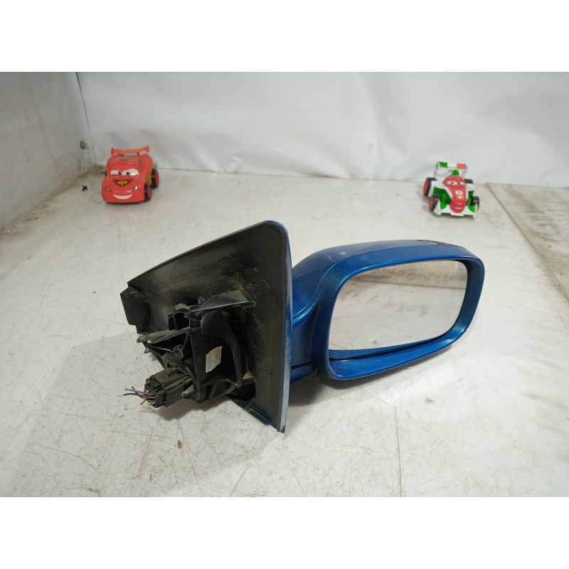 Recambio de retrovisor derecho para renault megane ii classic berlina 1.9 dci diesel referencia OEM IAM 011105 011105 011105