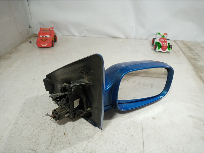 Recambio de retrovisor derecho para renault megane ii classic berlina 1.9 dci diesel referencia OEM IAM 011105 011105 011105