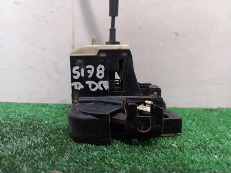 Recambio de cerradura puerta delantera derecha para renault clio ii fase ii (b/cb0) dynamique referencia OEM IAM   