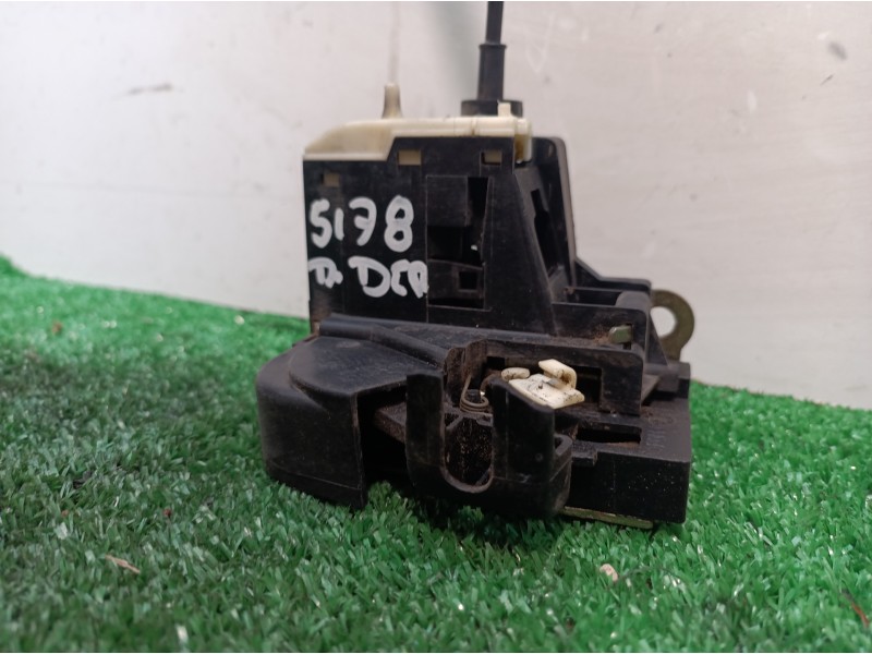 Recambio de cerradura puerta delantera derecha para renault clio ii fase ii (b/cb0) dynamique referencia OEM IAM   