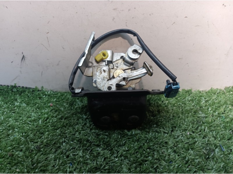 Recambio de cerradura maletero / porton para nissan almera tino (v10m) 2.2 16v turbodiesel cat referencia OEM IAM   