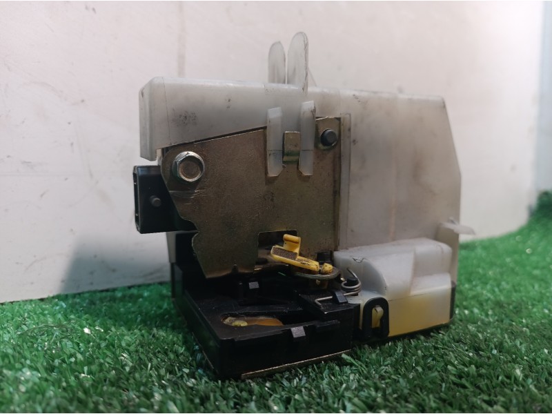 Recambio de cerradura puerta trasera izquierda para renault clio ii fase ii (b/cb0) dynamique referencia OEM IAM   