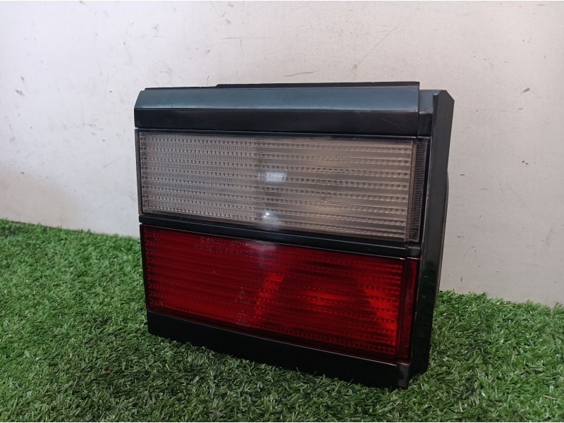 Recambio de piloto trasero derecho para volkswagen passat variant (315) referencia OEM IAM 333945107 333945107 333945259