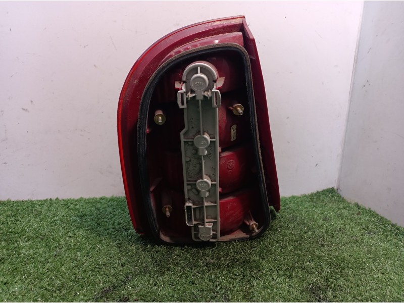 Recambio de piloto trasero derecho para skoda fabia (6y2/6y3) classic referencia OEM IAM 6Y6945096B 6Y6945096B 6Y6945257