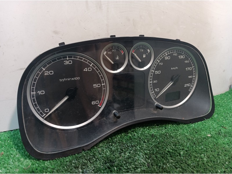 Recambio de cuadro instrumentos para peugeot 307 (s1) xr referencia OEM IAM P9655476580G00 P9655476580G00 216785036A