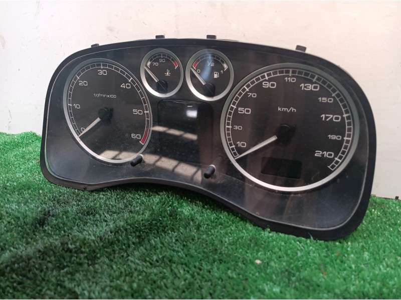 Recambio de cuadro instrumentos para peugeot 307 (s1) xr referencia OEM IAM P9655476580G00 P9655476580G00 216785036A