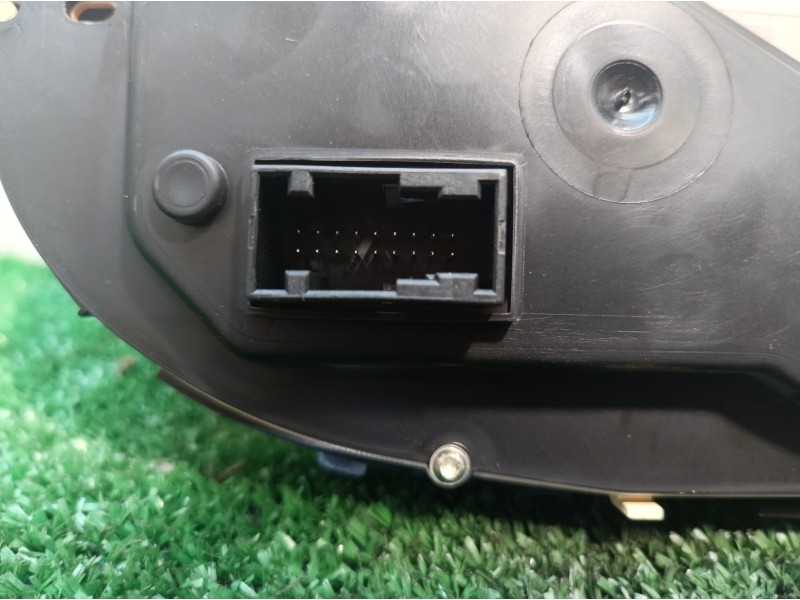 Recambio de cuadro instrumentos para peugeot 307 (s1) xr referencia OEM IAM P9655476580G00 P9655476580G00 216785036A