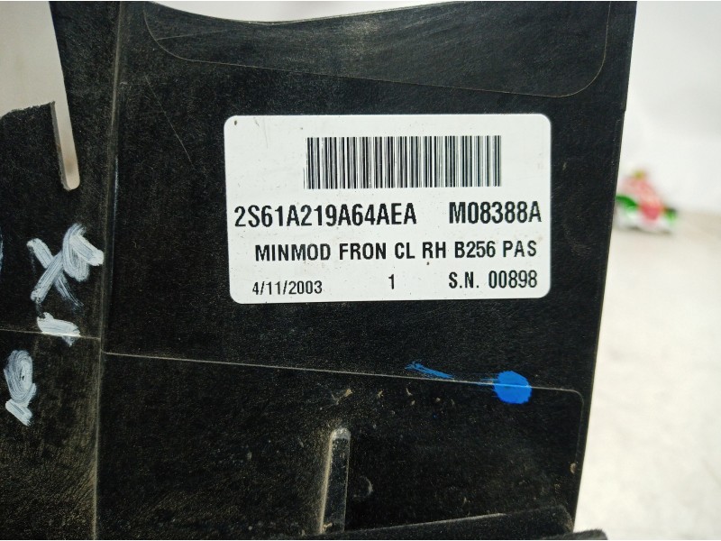 Recambio de cerradura puerta delantera derecha para ford fiesta (cbk) ambiente referencia OEM IAM 2S61A219A64AEA 2S61A219A64AEA 