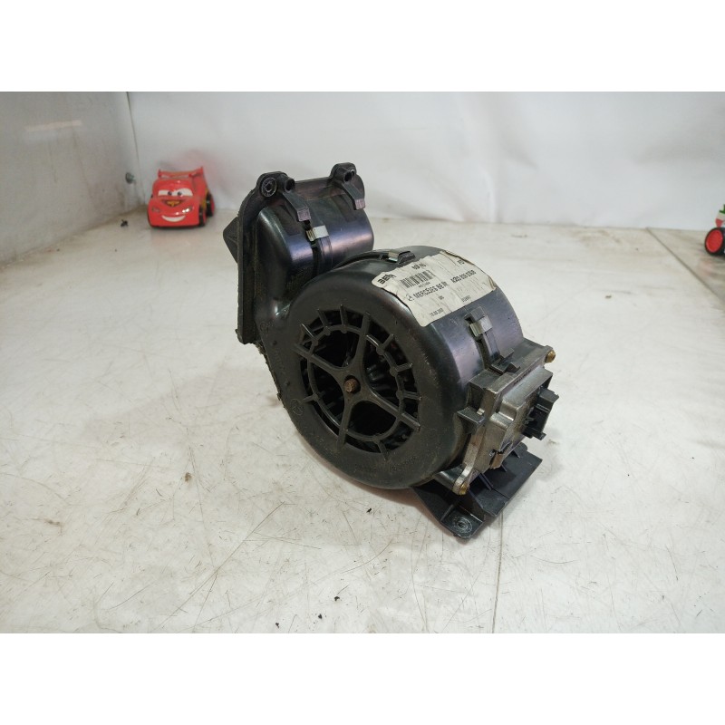 Recambio de ventilador calefaccion para mercedes-benz clase clk (w209) coupe 320 cdi (209.320) referencia OEM IAM A2038300308 A2