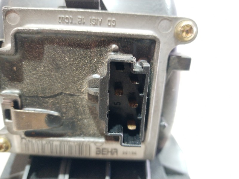 Recambio de ventilador calefaccion para mercedes-benz clase clk (w209) coupe 320 cdi (209.320) referencia OEM IAM A2038300308 A2