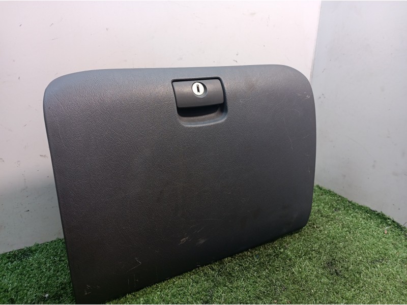 Recambio de guantera para hyundai tucson (jm) 2,0 classic 4x2 referencia OEM IAM 845112E000 845112E000 845112E000