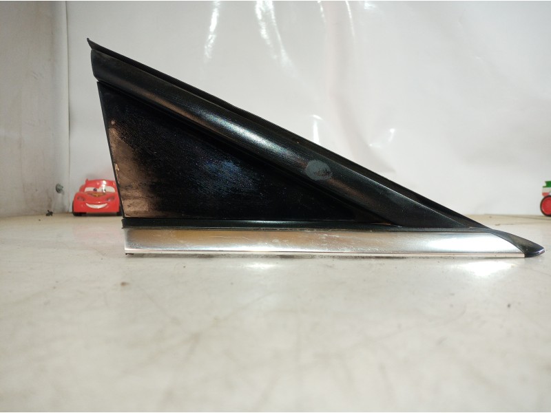 Recambio de moldura para peugeot 5008 referencia OEM IAM 96859482XT 96859482XT 96859482