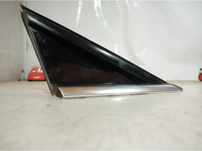 Recambio de moldura para peugeot 5008 referencia OEM IAM 96859482XT 96859482XT 96859482