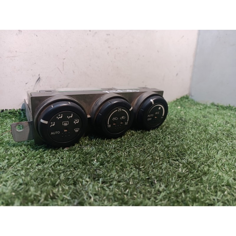 Recambio de mando calefaccion / aire acondicionado para nissan x-trail (t30) comfort referencia OEM IAM 27500EQ410 27500EQ410 A0
