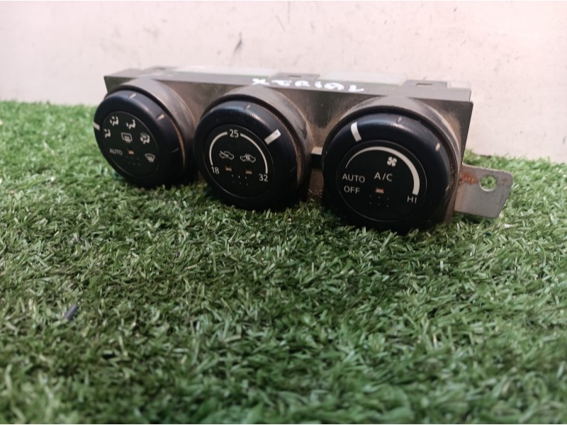 Recambio de mando calefaccion / aire acondicionado para nissan x-trail (t30) comfort referencia OEM IAM 27500EQ410 27500EQ410 A0
