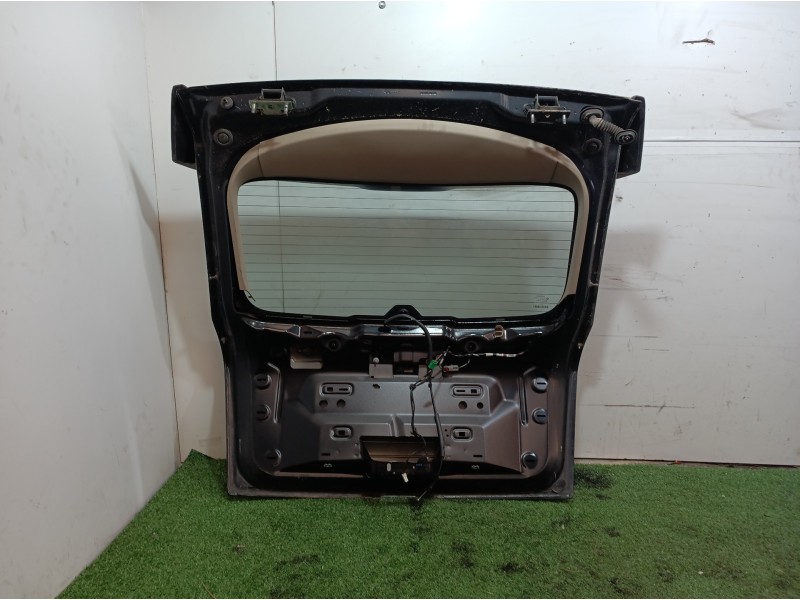 Recambio de porton trasero para dodge caliber s referencia OEM IAM   