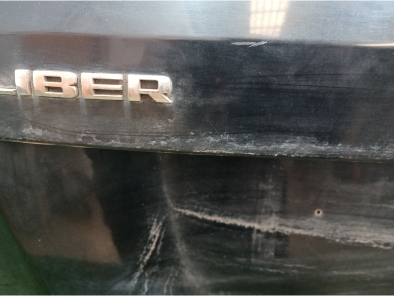 Recambio de porton trasero para dodge caliber s referencia OEM IAM   