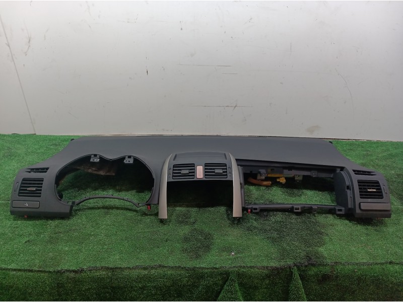 Recambio de salpicadero para toyota auris luna+ referencia OEM IAM 5595102150 5595102150 5595102150
