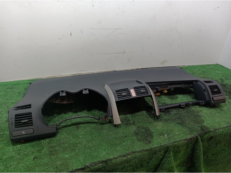 Recambio de salpicadero para toyota auris luna+ referencia OEM IAM 5595102150 5595102150 5595102150