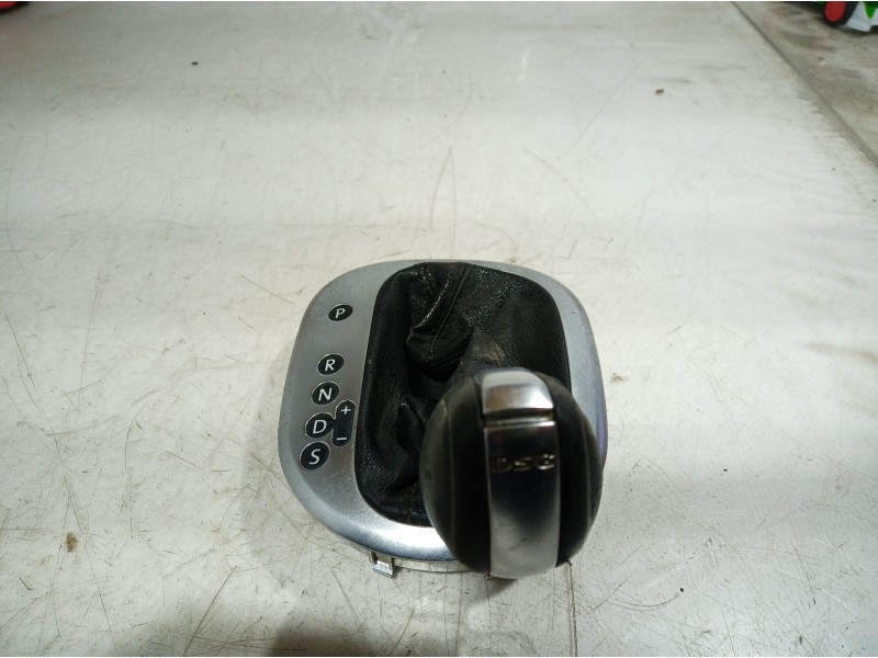 Recambio de pomo palanca cambio para volkswagen touran (1t1) referencia OEM IAM 1T1713203Q 1T1713203Q 1T1713203 Recambio de pomo palanca cambio para volkswagen touran (1t1) referencia OEM IAM 1T1713203Q 1T1713203Q 1T1713203