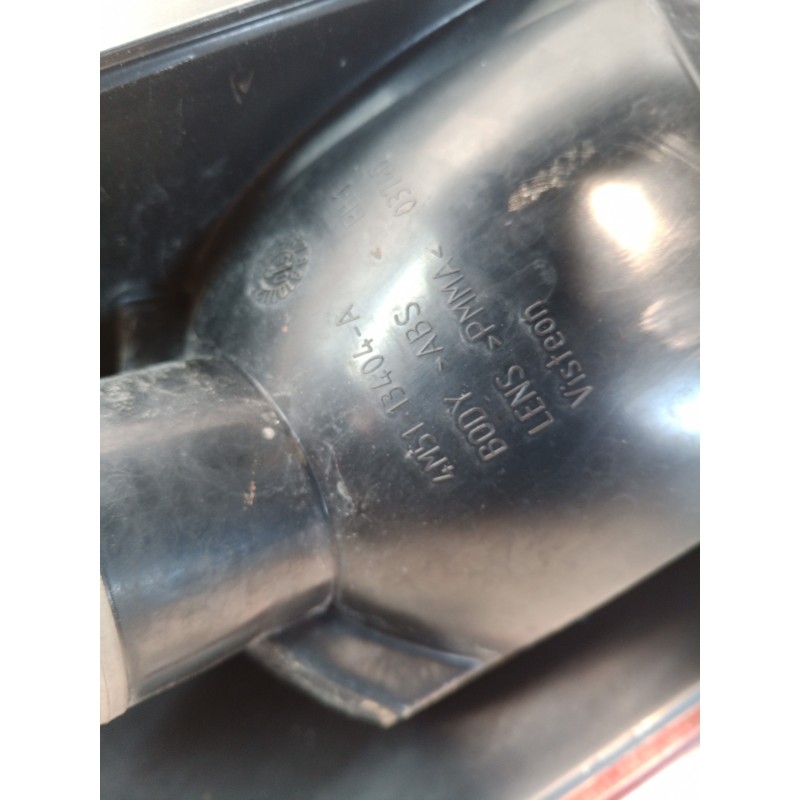 Recambio de piloto trasero derecho para ford focus berlina (cap) 2.0 tdci cat referencia OEM IAM 4M5113404A 4M5113404A 4M5113404