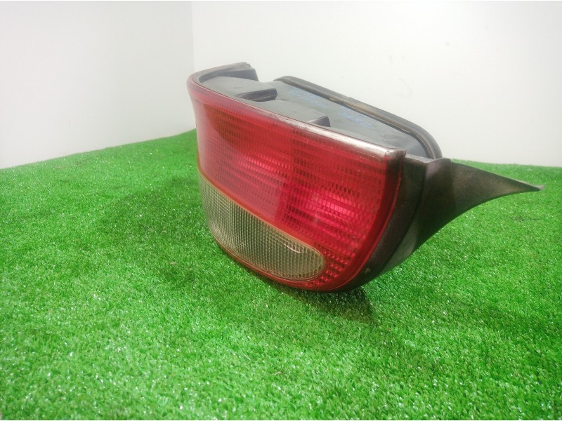 Recambio de piloto trasero derecho para citroën saxo 1.1 furio referencia OEM IAM   