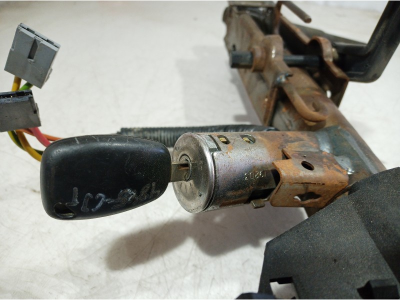 Recambio de columna direccion para opel vivaro combi 2.9t corto referencia OEM IAM   