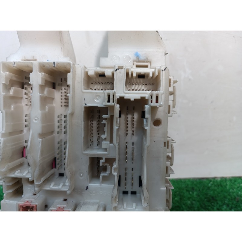 Recambio de caja reles / fusibles para fiat panda (169) 1.2 8v alessi referencia OEM IAM 8273002150A 8273002150A 74700211