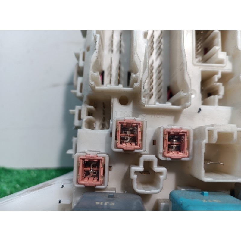 Recambio de caja reles / fusibles para fiat panda (169) 1.2 8v alessi referencia OEM IAM 8273002150A 8273002150A 74700211