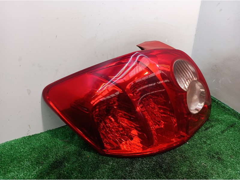 Recambio de piloto trasero izquierdo para toyota auris luna+ referencia OEM IAM   