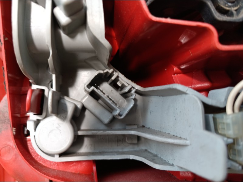 Recambio de piloto trasero izquierdo para toyota auris luna+ referencia OEM IAM   