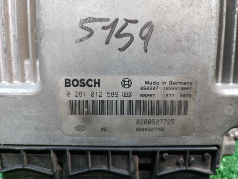 Recambio de centralita motor uce para renault scenic ii authentique referencia OEM IAM 8200527725 8200527725 0281012589