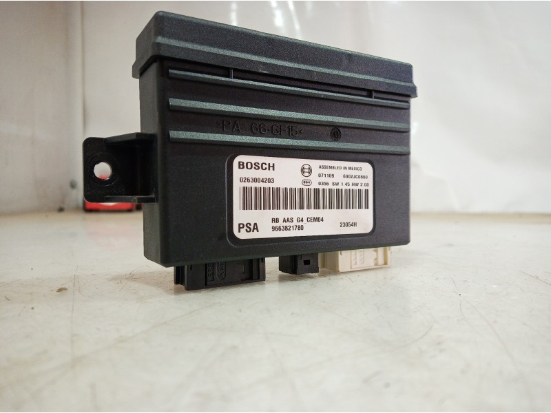 Recambio de modulo electronico para citroën c4 picasso exclusive referencia OEM IAM 9663821780 9663821780 9663821780