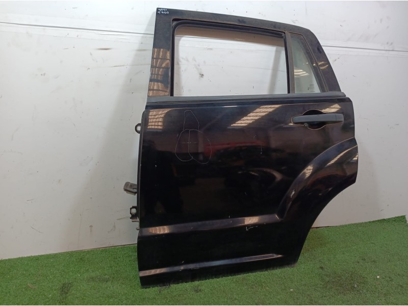 Recambio de puerta trasera izquierda para dodge caliber s referencia OEM IAM   