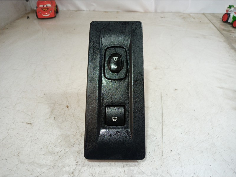 Recambio de moldura para citroën c4 picasso exclusive referencia OEM IAM 9659737877 9659737877 9659737877