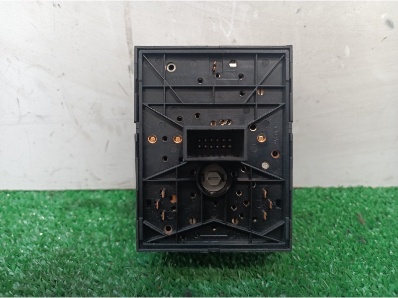 Recambio de mando luces para opel combo (corsa c) cargo referencia OEM IAM 9116614 9116614 9116614