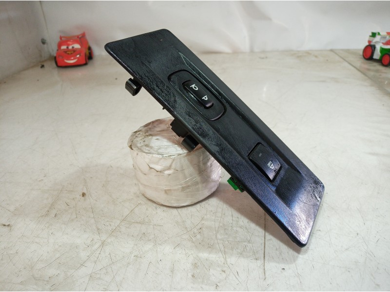 Recambio de moldura para citroën c4 picasso exclusive referencia OEM IAM 9659737877 9659737877 9659737877