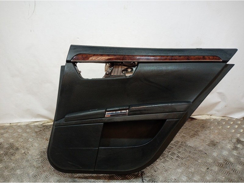 Recambio de guarnecido puerta trasera derecha para mercedes-benz clase s (w221) berlina 500 l (221.171) referencia OEM IAM   