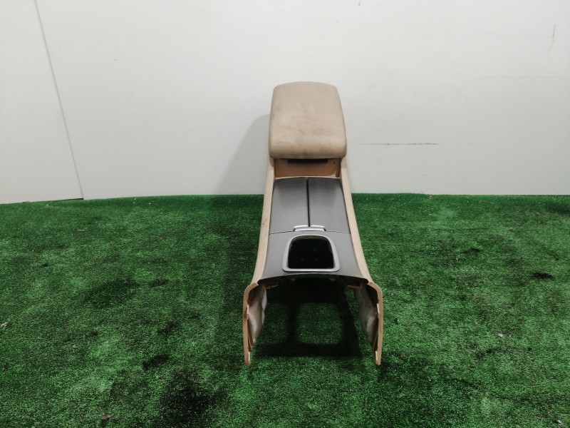 Recambio de apoyabrazos central para subaru tribeca b9 limited referencia OEM IAM   