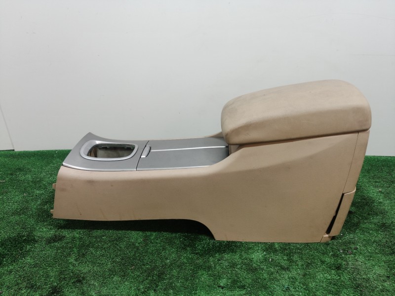 Recambio de apoyabrazos central para subaru tribeca b9 limited referencia OEM IAM   