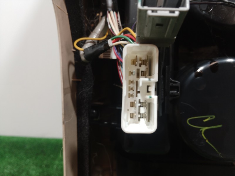 Recambio de apoyabrazos central para subaru tribeca b9 limited referencia OEM IAM   